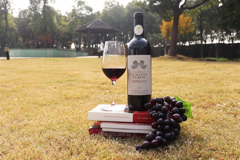 開個紅酒酒莊加盟店的發(fā)展怎樣